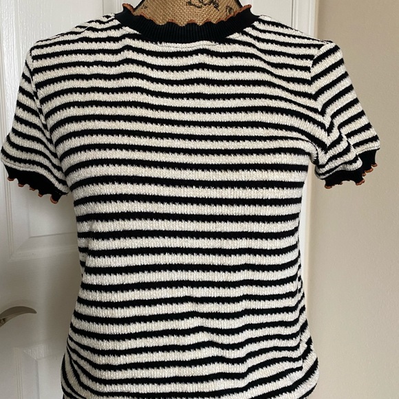 Zara Short sleeve sweater - Picture 1 of 4